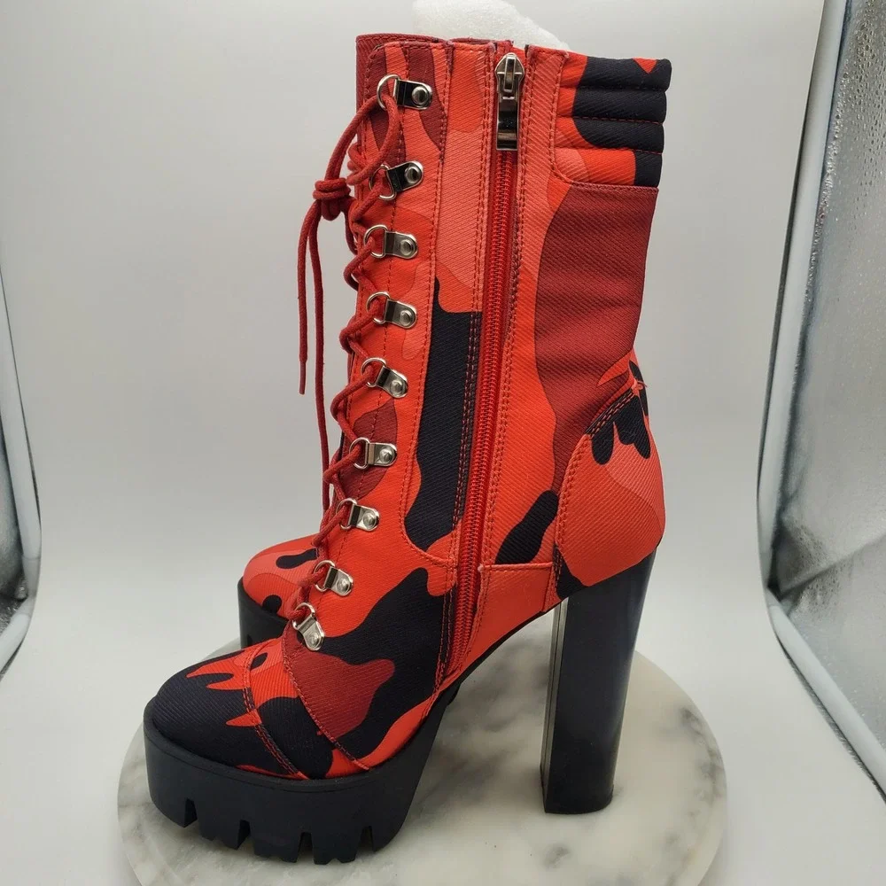 AZALEA WANG Put It Down On Me Chunky Platform Boots Red Camo Lace Up Zipper 8.5